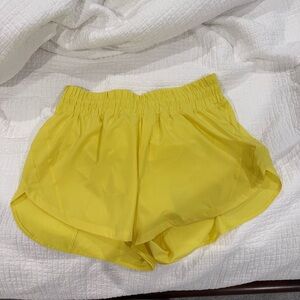 Lululemon shorts size 10 3 inch